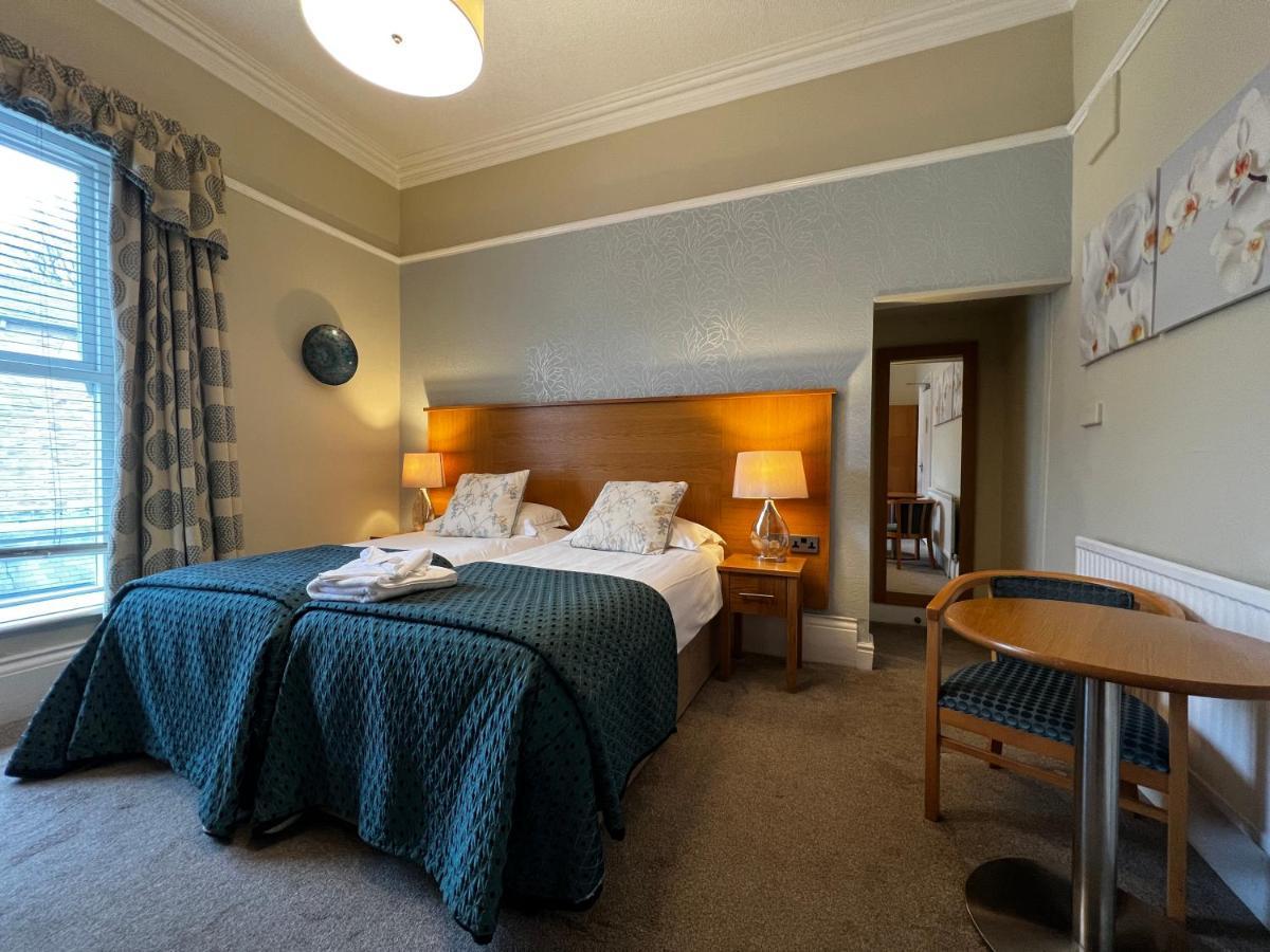 Herriots Hotel Скиптон Экстерьер фото